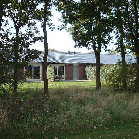 Vakantie-Oord "De Hulsdonken" Bergeijk Zimmer foto