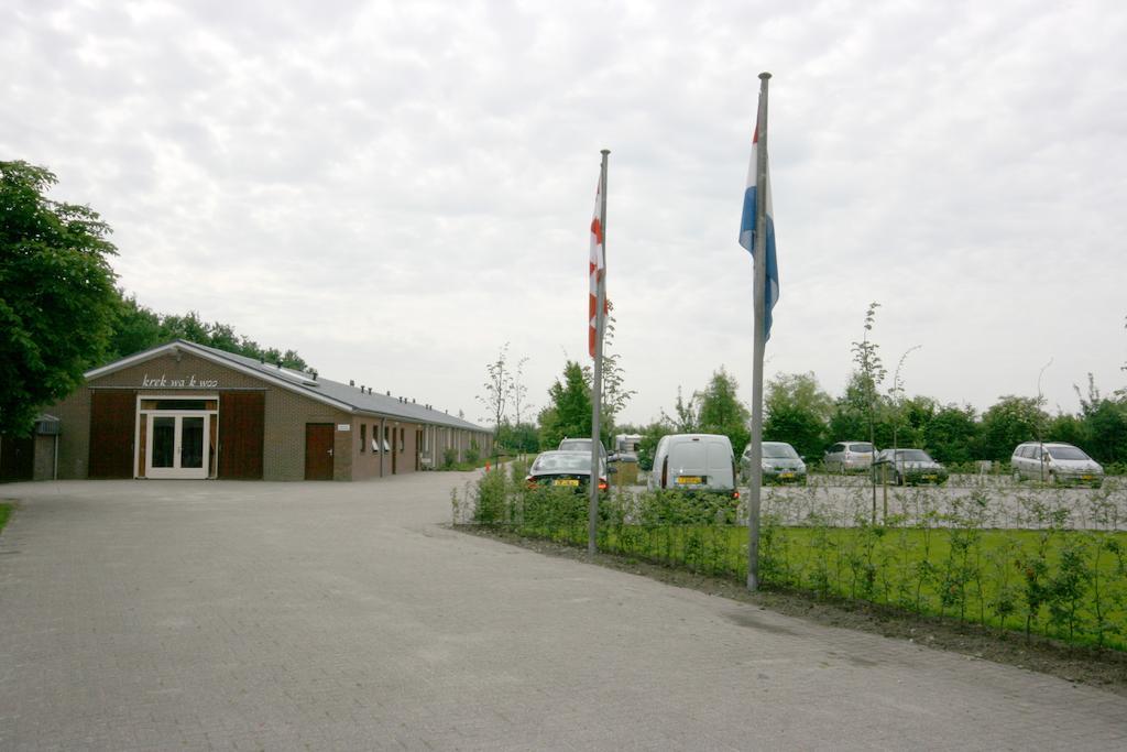 Vakantie-Oord "De Hulsdonken" Bergeijk Zimmer foto